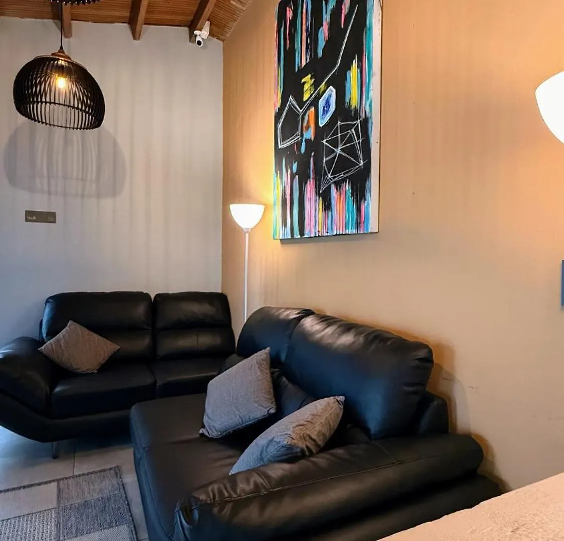 Milla De Oro Suite Familiar Deluxe Con Jacuzzi Poblado Medellin